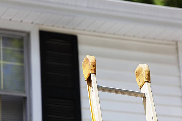 How To Choose The Right Materials for Your Siding Installation in 'Waynesville, MO